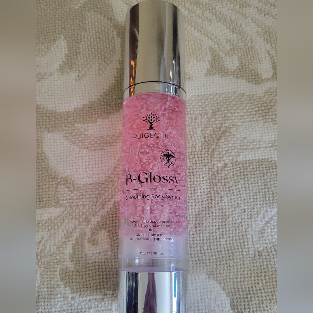RUIGEQIJI B-Glossy Smoothing Body Serum  USED Tons Left!
